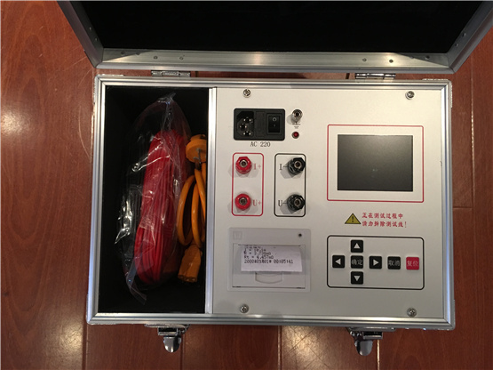 LCZZ-10變壓器直流電阻測試儀用于，繞組的直流電阻測量是變壓器的例行試驗之一，其目的主要是檢查繞組之間、繞組與引線之間的連接或機械特性是否良好、各相繞組之間的電阻是否平衡等，以保證變壓器的安全運行。