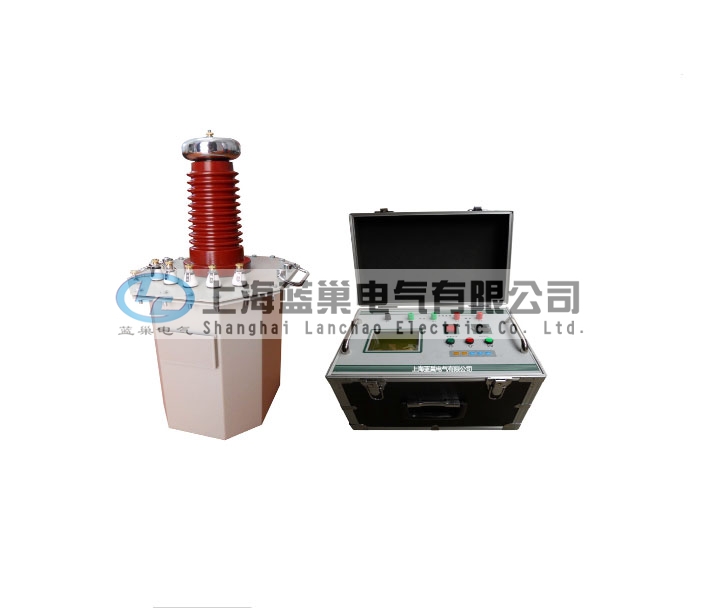 LCSB-Z型程控工頻耐壓試驗(yàn)裝置（箱）是上海藍(lán)巢電氣根據(jù)國家最新行業(yè)試驗(yàn)標(biāo)準(zhǔn)而設(shè)計(jì)的試驗(yàn)設(shè)備，其安全可靠、功能強(qiáng)大、使用方便、維護(hù)簡單