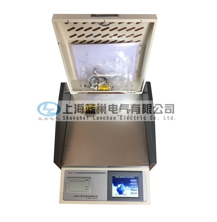 LCJT-6100C儀器采用中頻感應(yīng)加熱，PID控溫算法。該加熱方式具備油杯與加熱體非接觸、加熱均勻、速度快、控制方便等優(yōu)點(diǎn)，使溫度嚴(yán)格控制在預(yù)設(shè)溫度誤差范圍以內(nèi)。