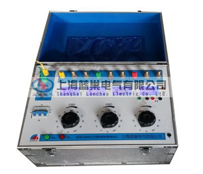 LCDL-200III三相電流發(fā)生器（簡稱三相升流器），我公司自行研制開發(fā)的測試設備，它集國內(nèi)外同類產(chǎn)品的優(yōu)點于一身，采用數(shù)控技術，抗干擾能力強，和上一代升流器相比，由于采用低功耗、大容量的自藕調(diào)壓器和高導磁率鐵芯制作的變流器。